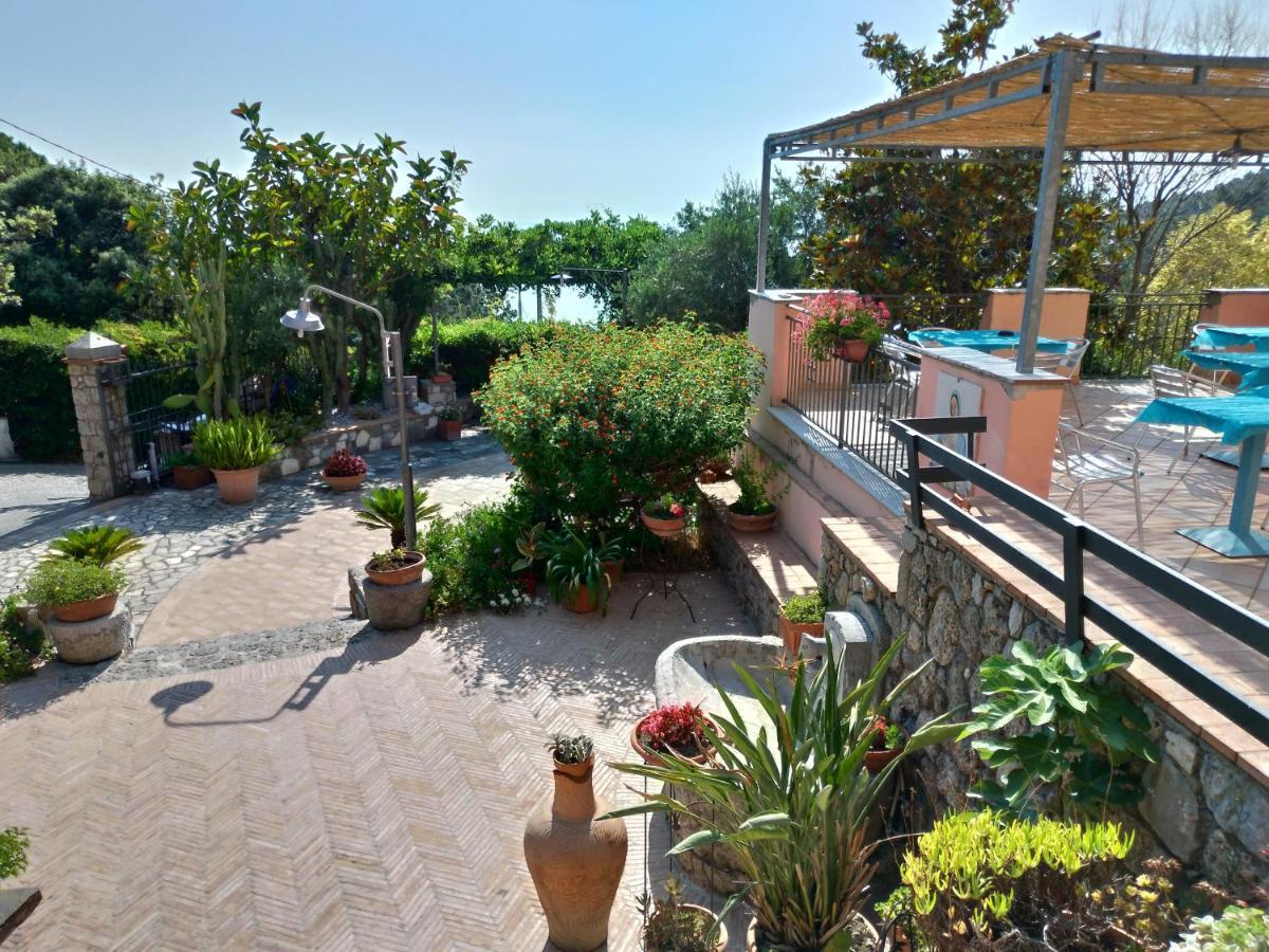 מראטיאה Bed & Breakfast Laino מראה חיצוני תמונה