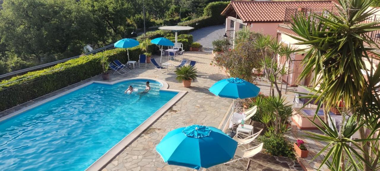 מראטיאה Bed & Breakfast Laino מראה חיצוני תמונה
