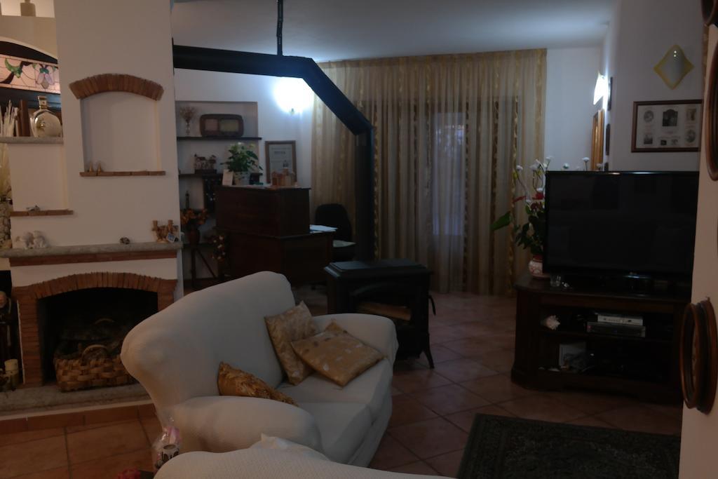 מראטיאה Bed & Breakfast Laino מראה חיצוני תמונה