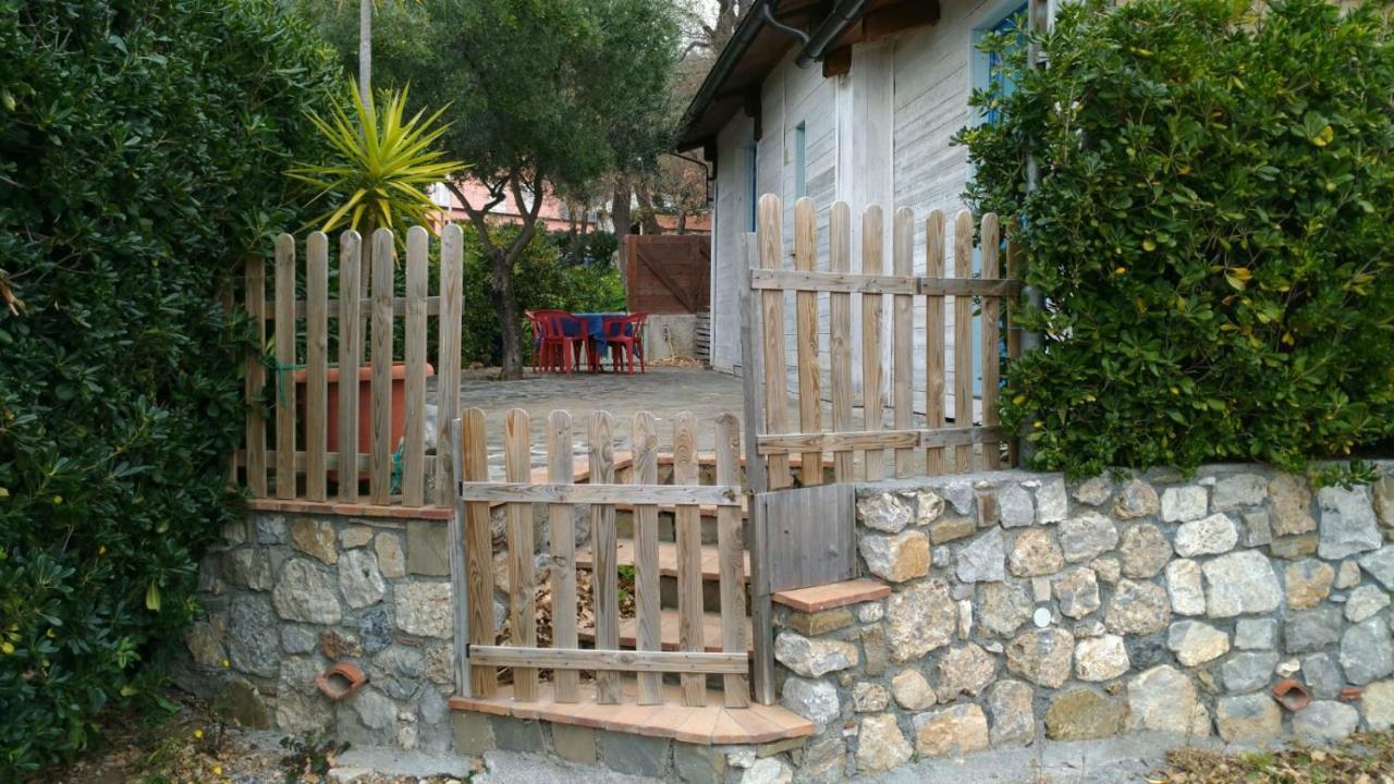 מראטיאה Bed & Breakfast Laino מראה חיצוני תמונה